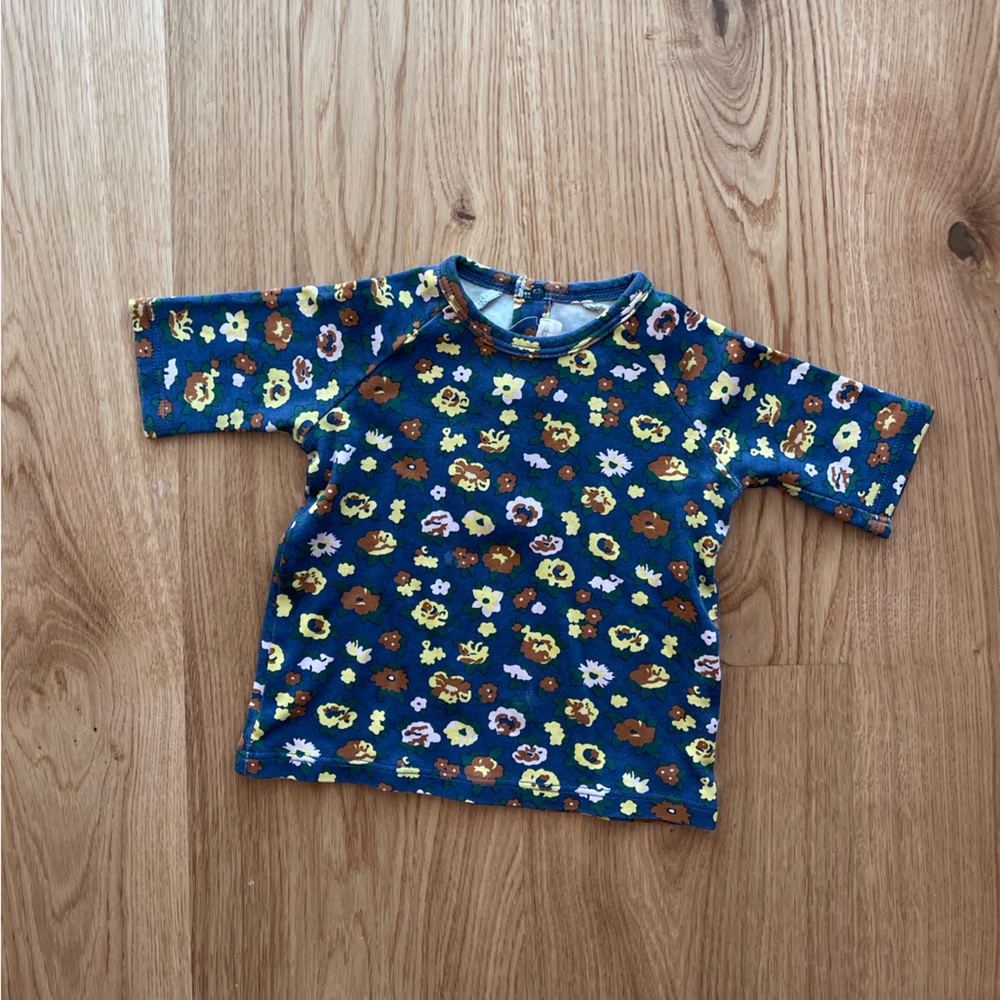 Misha and puff floral shirt. - Picture 1 of 1